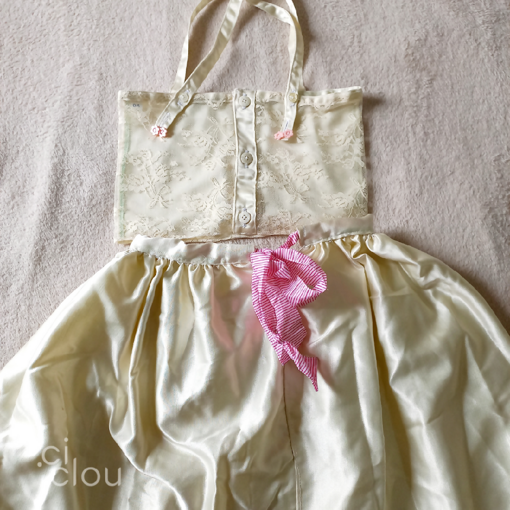 Conjunto criança tamanho 8 anos ( saia + top)